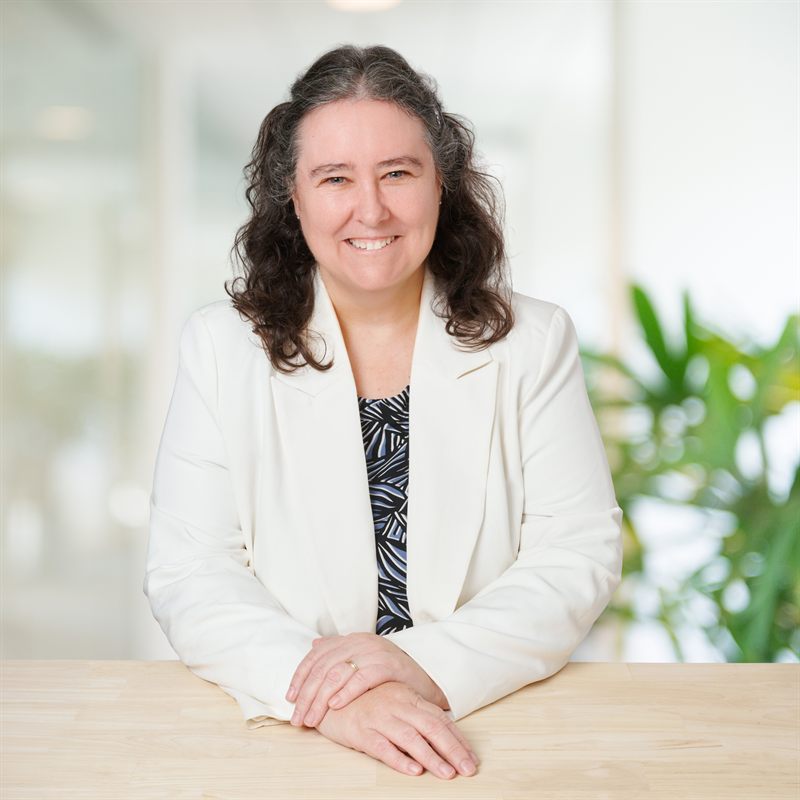 Tracy Hallet, Accounts Manager